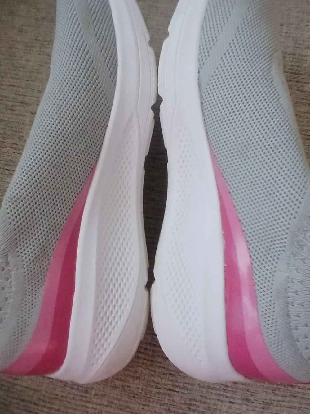 Skechers Pink/Gray Ultra GO Slip-On  Casual Walking Running Sneaker. Size 7.5